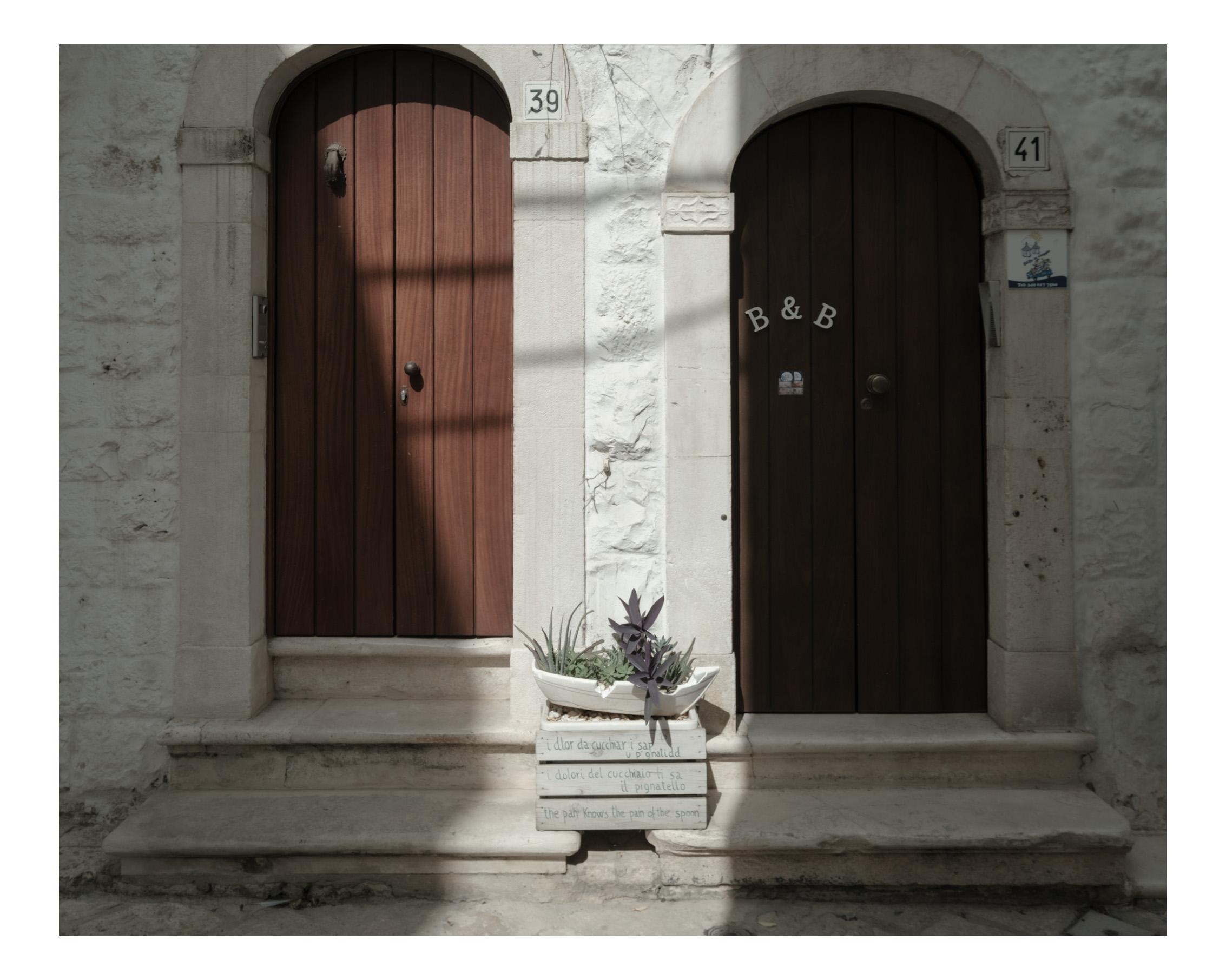 Doors in Puglia