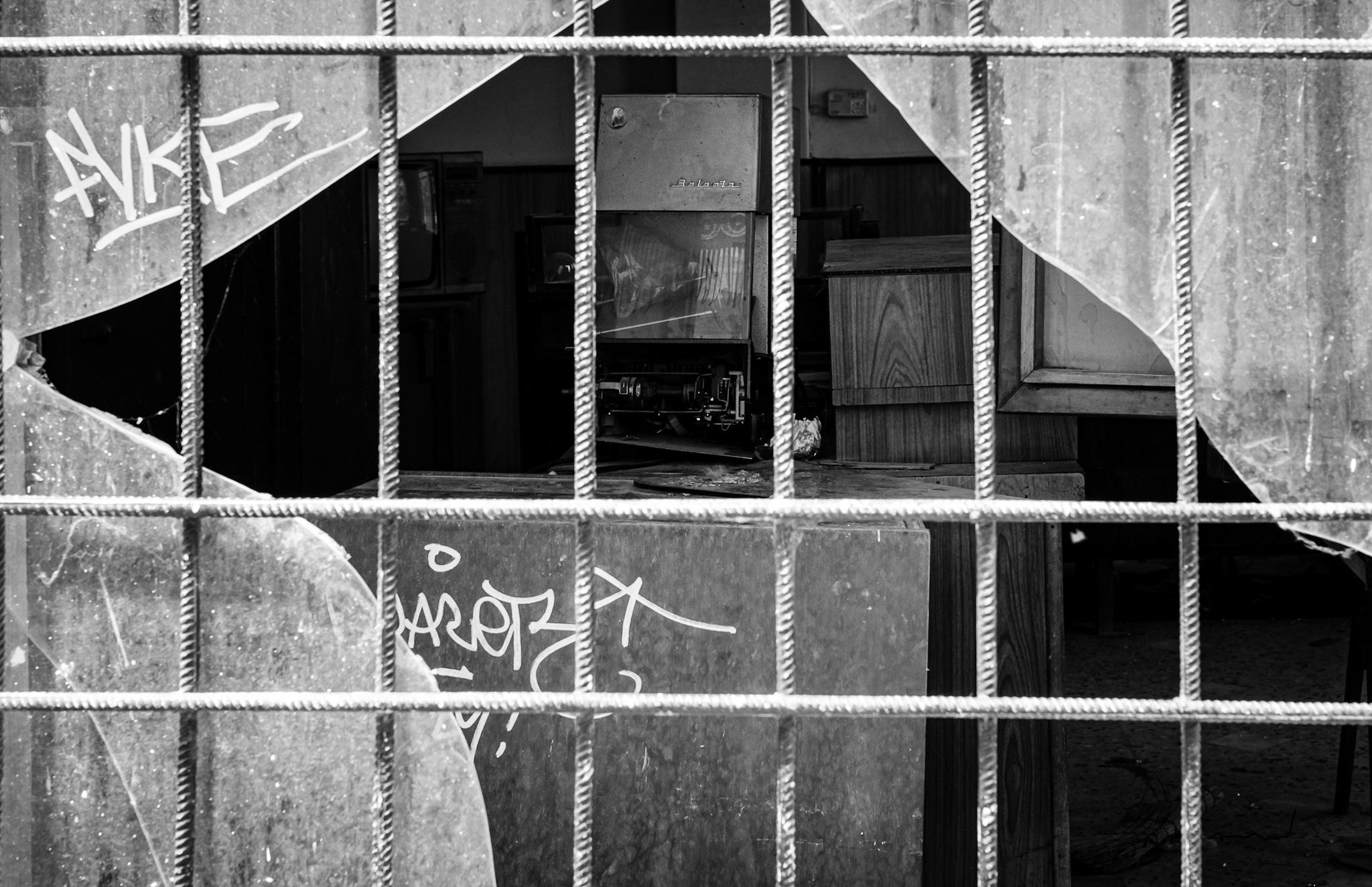 Fragments in Black and White